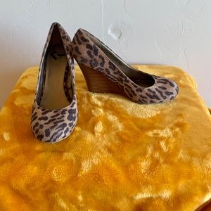 Leopard print wedges